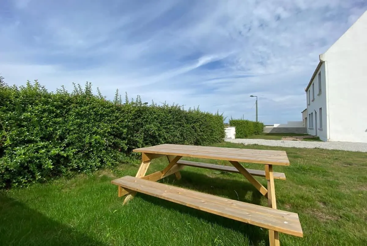 Saint-Pol Family House Garden Fully Equipped 12 People Villa Holiday home Saint-Pol-de-Leon